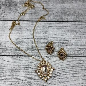 Vintage Avon SaQ necklace and earrings jewelry set costume